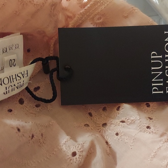 PINUP FASHION Open Knit Dress with Pockets - Picture 7 of 7